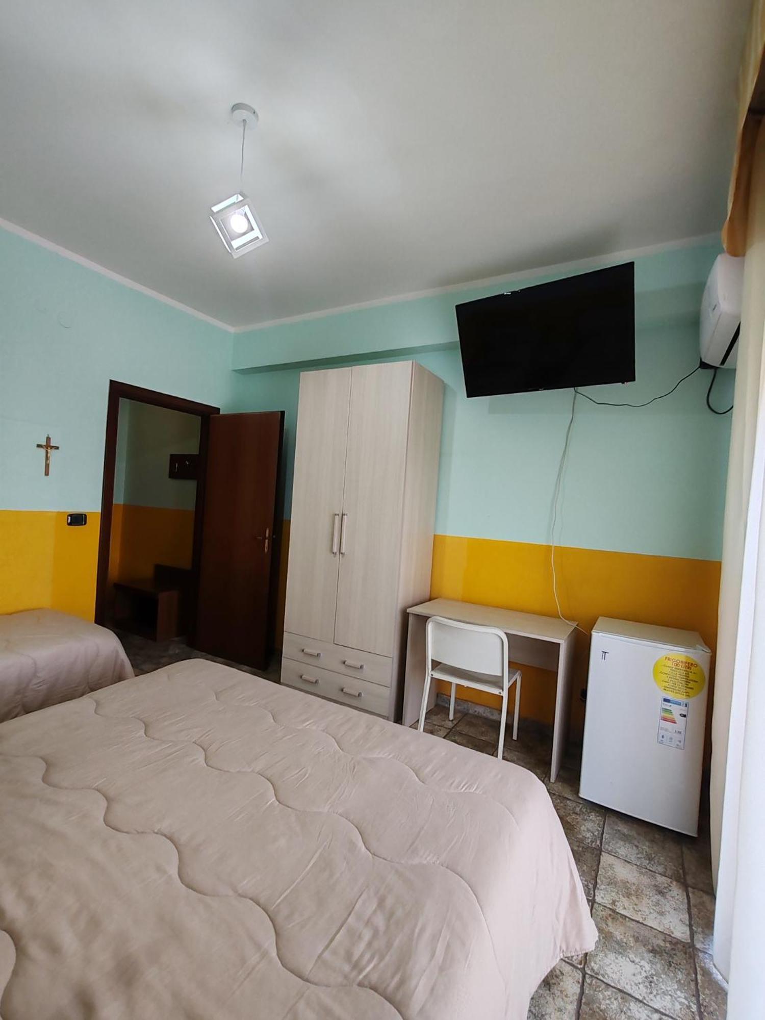 Hotel San Francesco Terme Spezzano Albanese Zimmer foto