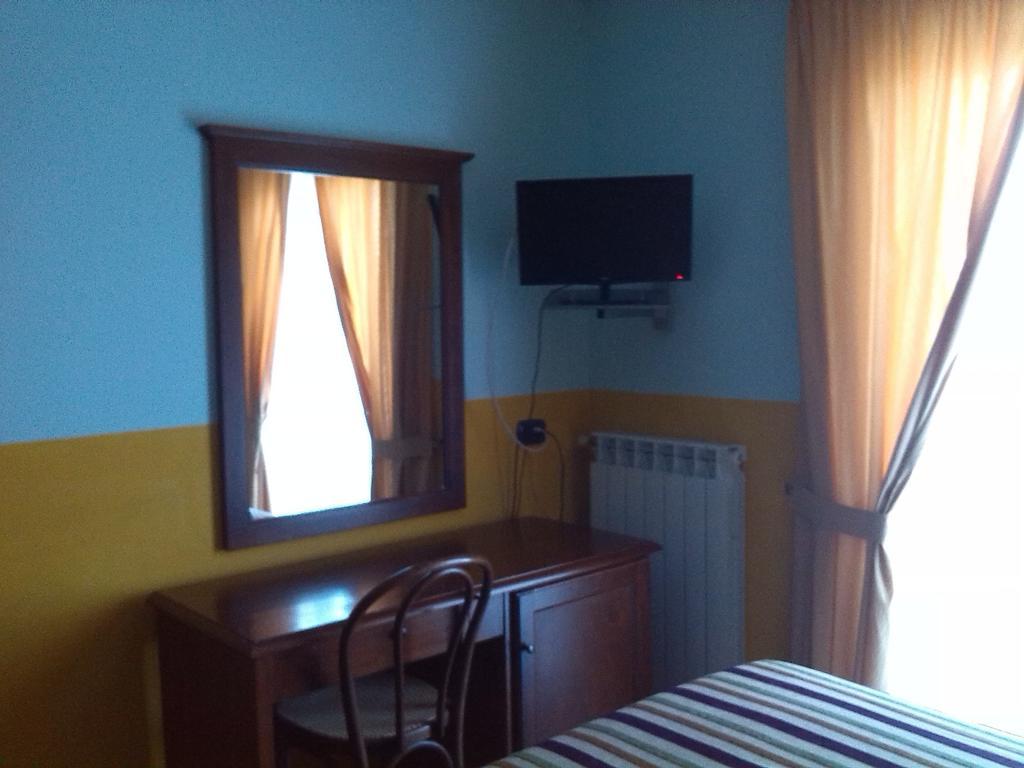 Hotel San Francesco Terme Spezzano Albanese Zimmer foto